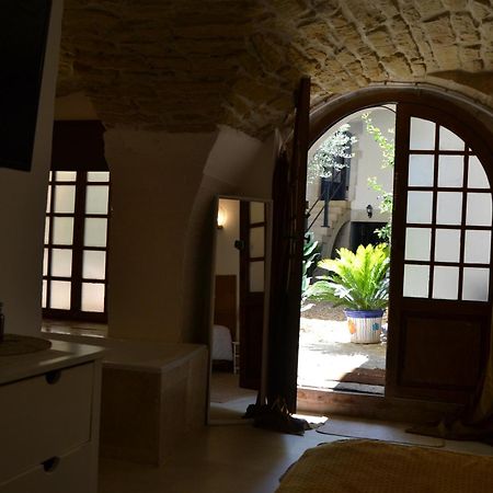 La Cachette Bed & Breakfast Aigues-Vives  Bagian luar foto