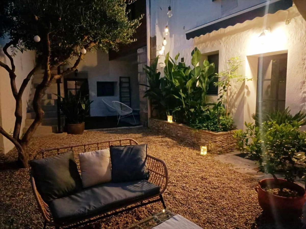 La Cachette Bed & Breakfast Aigues-Vives  Bagian luar foto