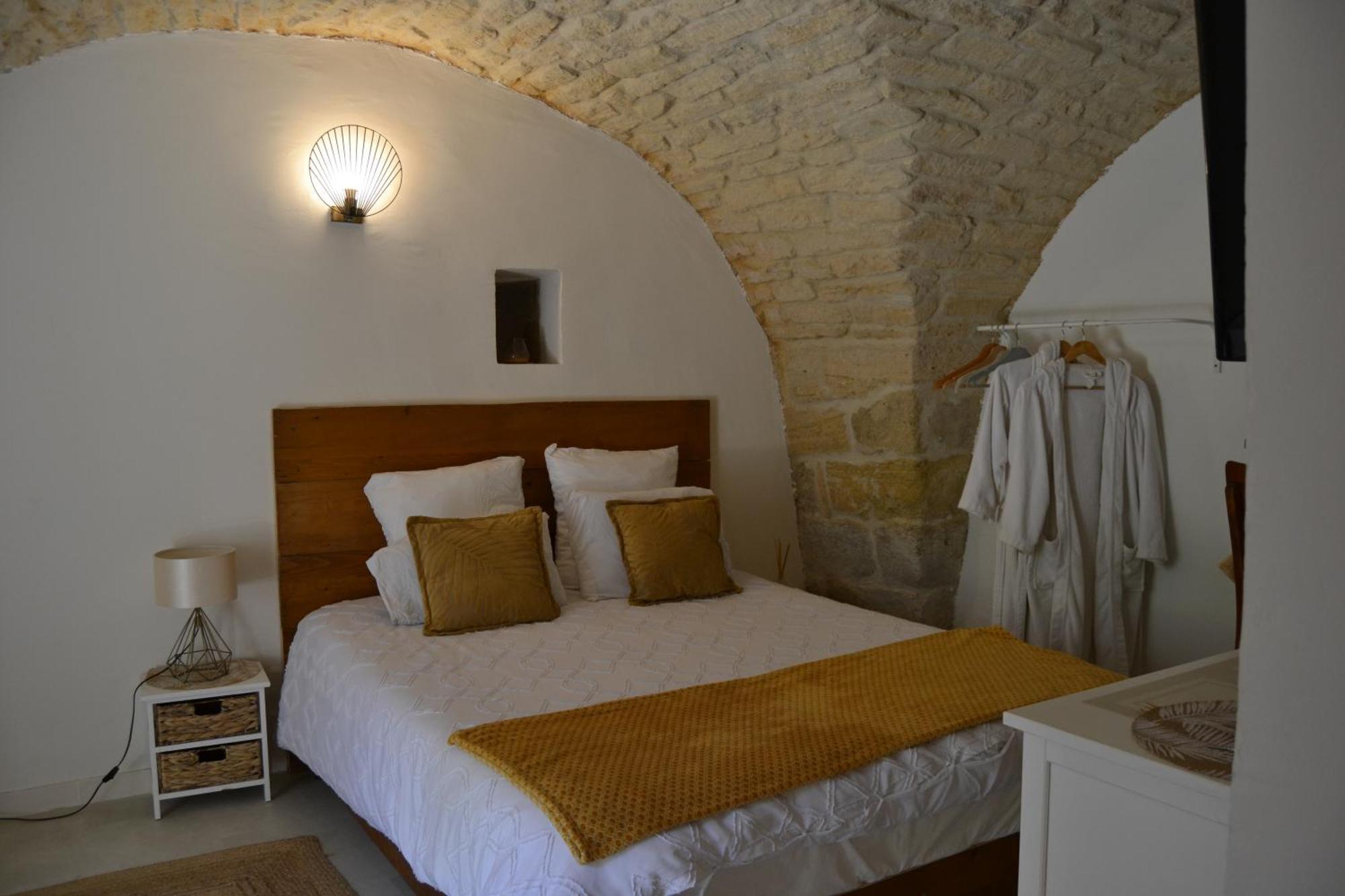 La Cachette Bed & Breakfast Aigues-Vives  Bagian luar foto