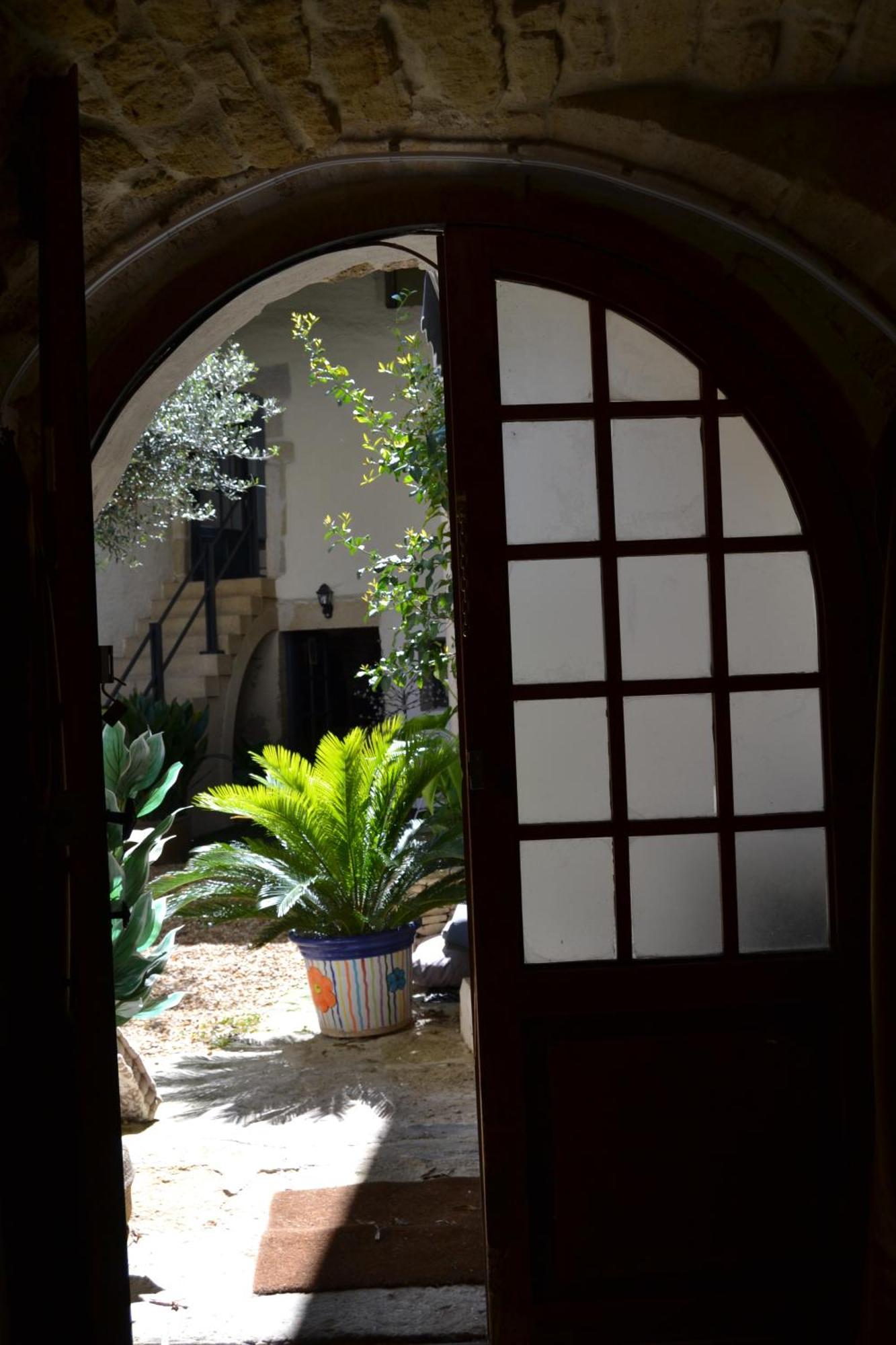La Cachette Bed & Breakfast Aigues-Vives  Bagian luar foto